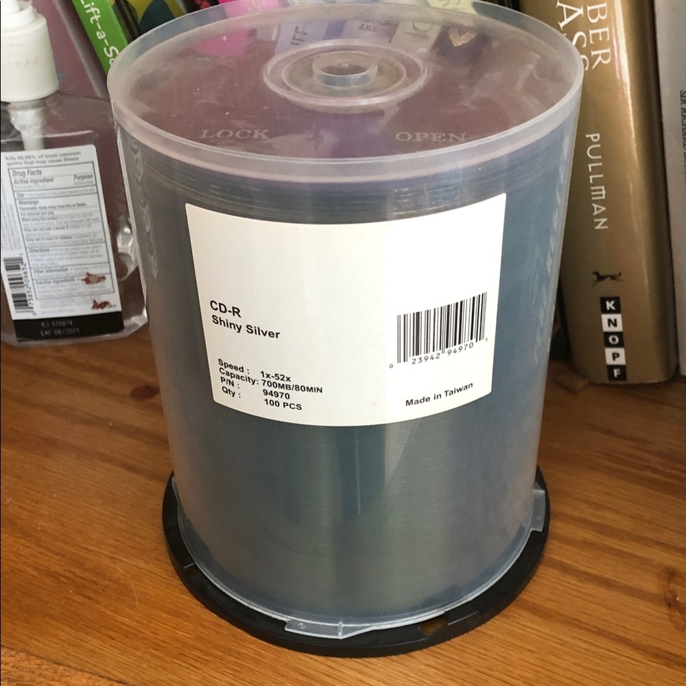 Spindle of Shiny Silver CD-Rs